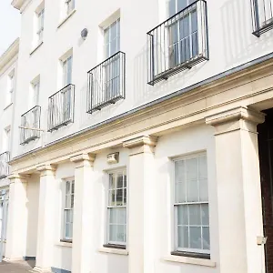 Court Apartment