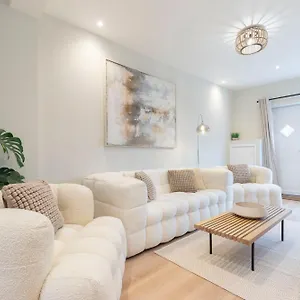 Stunning Montpellier Retreat Holiday home