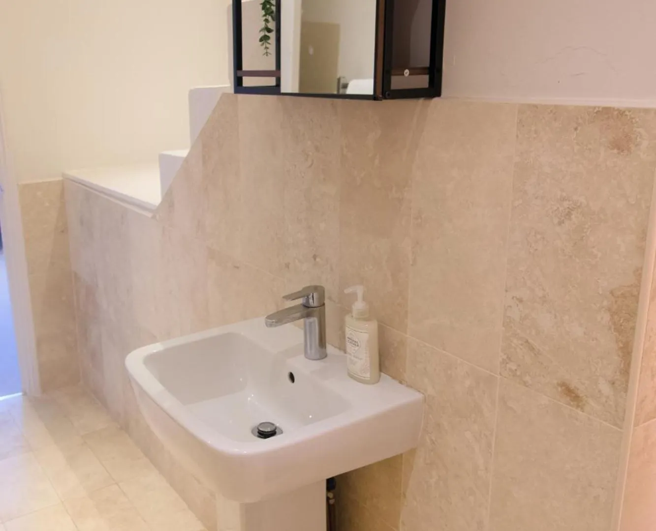 2 Bedroom Apartment - The Ruby Cheltenham 0*,  United Kingdom