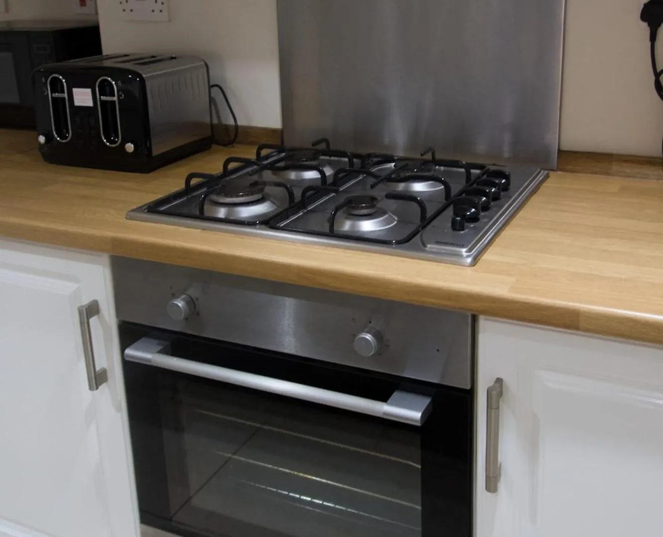 2 Bedroom Apartment - The Ruby Cheltenham 0*,